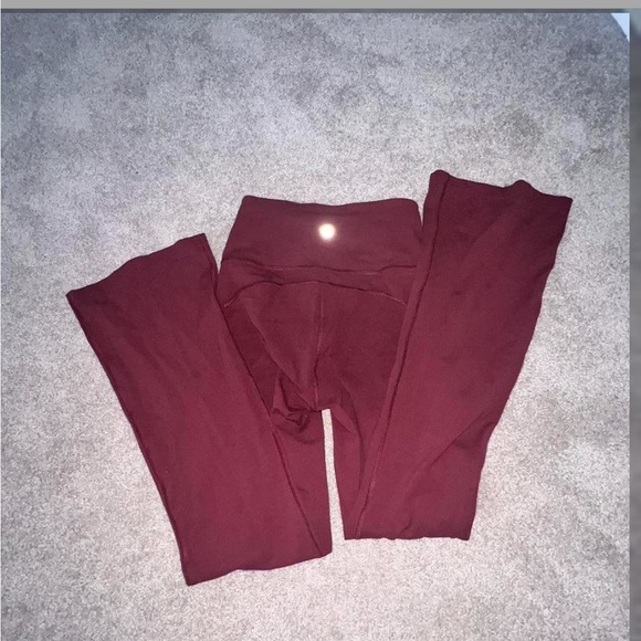 Lululemon groove pants - Picture 2 of 3